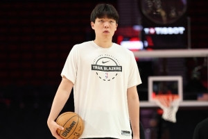 杨瀚森:转身上篮后我找到了自信心 那是我的招牌动作