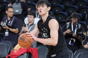 媒体人:中国赛就是给中国球迷看热闹?显然不是但要顾及中国市场