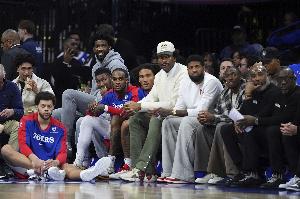 76人赛季前瞻：捏着NBA最烂的两份合同 费城在一片暗淡中再度启程