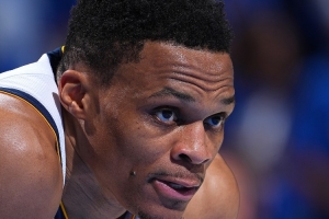 媒体人:总有人念叨威少在NBA混不下去了 但他即将开始第十八季