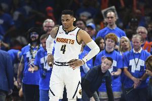 媒体人：威少身家3.5亿 选择继续打球纯粹是因为热爱