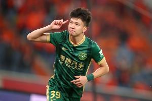 足球报:浙江队有独立运营的球探系统 王钰栋13岁被列为重点对象