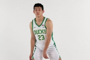 11中4!媒体人:外线干拔跳投快速出手是林葳的一贯打法 只是没进
