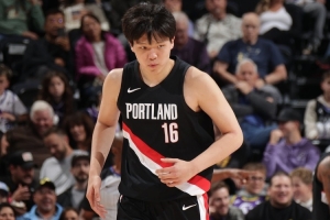 媒体人:瀚森在外每一步都不容易 没想到他现在舆论环境如此之差