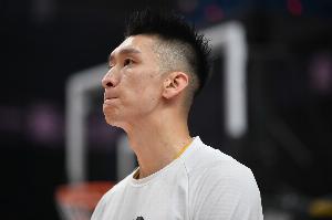 孙悦:小时候根本不知篮球为何物&想练武当大侠 但太高了教练不收