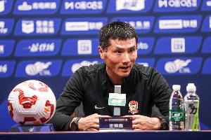 津媒:本土教练对阶段性成绩考核的要求无异议,薪酬也好商量