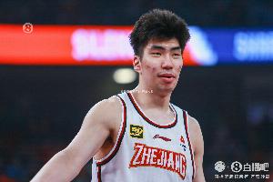 不容易!余嘉豪为在规定时间完成全运会资格审查 几乎一夜未眠