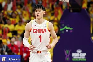 媒体人：伤愈的曾凡博已从澳洲回到北京 参与中国男篮集训