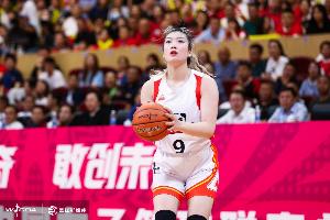 有失水准！李梦决赛出战13分钟 6中1仅得2分1板3助&正负值-10