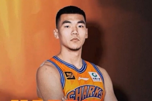 年轻就有无限可能！祝上海男篮小将刘梓鹏21岁生日快乐??