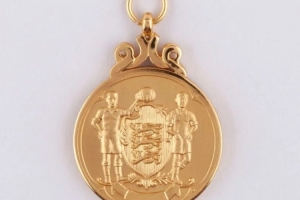 太阳报:曼联旧将保罗·帕克以10万英镑售出珍藏纪念品