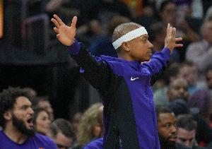 小托马斯:和几支NBA球队有过接触 我还能再打几年&我才36岁