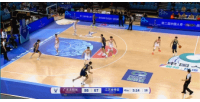 活力十足！王洪泽10中6拿到15分8板 其中5前场板
