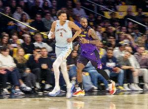 湖媒：都在抱怨湖人罚球 上一场马刺打湖人36罚却只字不提？