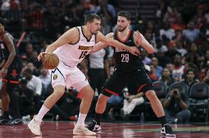 好看！火箭&掘金首次交手分差仅3分 今日又加时决胜