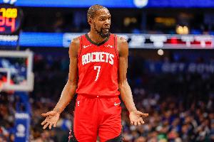 如何应对不利判罚？KD：继续前进重新集中注意力 就这么简单