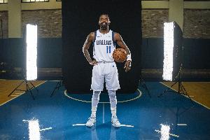 大莫里斯：欧文是我见过最有天赋的球员 他不像地球人&是外星人