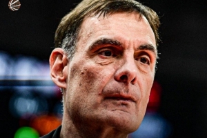 莫里斯首秀8分4助!主帅:他太久没打球了 他是我们需要的球员
