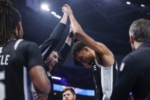 NBA彩经:火箭击退骑士 马刺大胜爵士 太阳双杀鹈鹕 掘金拆穿魔术