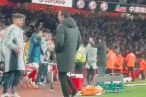 ?另一转播视角看埃梅里:终场哨响后未等阿尔特塔握手直接离场