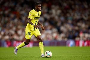 世体:托马斯、帕雷霍等多名黄潜球员合同将到期 主帅也只剩半年