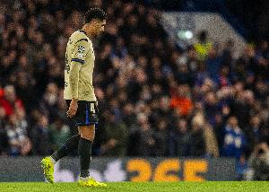世体:阿劳霍随队训练多日,俱乐部耐心十足无人催促他尽快回归