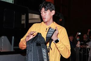 颜骏凌:于汉超上赛季对我还进过球,现在成了国家队教练