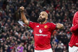 生涯德比战首球，姆伯莫本赛季英超打进7球，为曼联队内第一射手