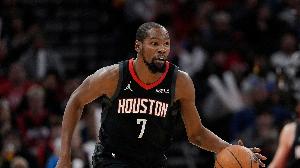 KD：我们是支年轻充满活力&打团队篮球的队伍 我就是做出该有贡献