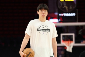 媒体人:杨瀚森的比赛观感仍然很割裂 本质就是自己没做好