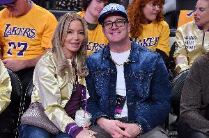遭ESPN万字长文讨伐！你认为珍妮会就此离开湖人吗？