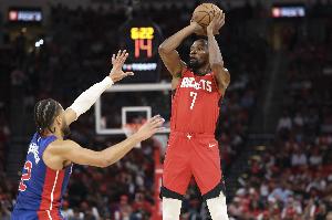 挑战东部第一！ESPN预测明日胜率：背靠背的火箭48.7% 活塞51.3%