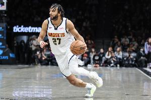 终于肯出手了！贾马尔·穆雷拆炸弹 虚晃后前倾推射高难度3+1！