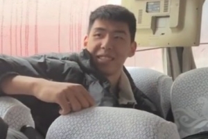 徐昕当选本周CBA最佳球员后 竟被主教练胖揍了一顿？？？！?