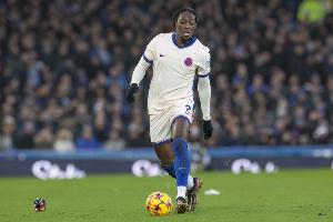 英媒:西汉姆联有意租金斯基、迪萨西,但需先终止胡里奥的租借