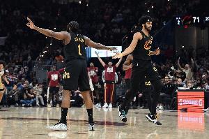 顶级厨子！哈登晒自己给队友“喂饼”集锦：让所有人都知道！