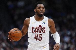 骑士生涯第100场30+!米切尔:希望能再有200场 我热爱骑士