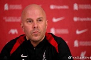 斯洛特:我和克洛普唯一共同点是都赢过联赛冠军,这也不算太差吧