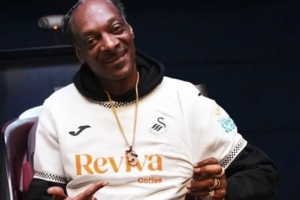 太阳报:去年和莫德里奇成斯旺西小股东,Snoop Dogg造访带来惊喜