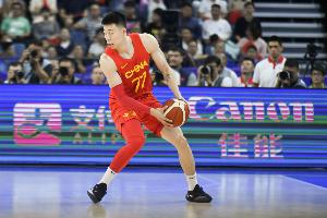 下半场惨遭DNP！张镇麟全场8分钟3中0仅得到1犯规 正负值-10！