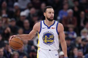 Slater：勇士明天更新库里最新伤情 预计他将至少再缺席几场比赛