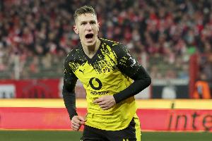 阿斯:施洛特贝克是皇马中卫热门选择,俱乐部与多特关系良好
