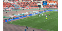 泰山3-0领先铁人！李源一角球助攻，皮球漏到后点+泽卡破门