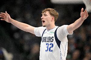 基德:我们全队身心俱疲 那记暴扣让弗拉格的状态全开